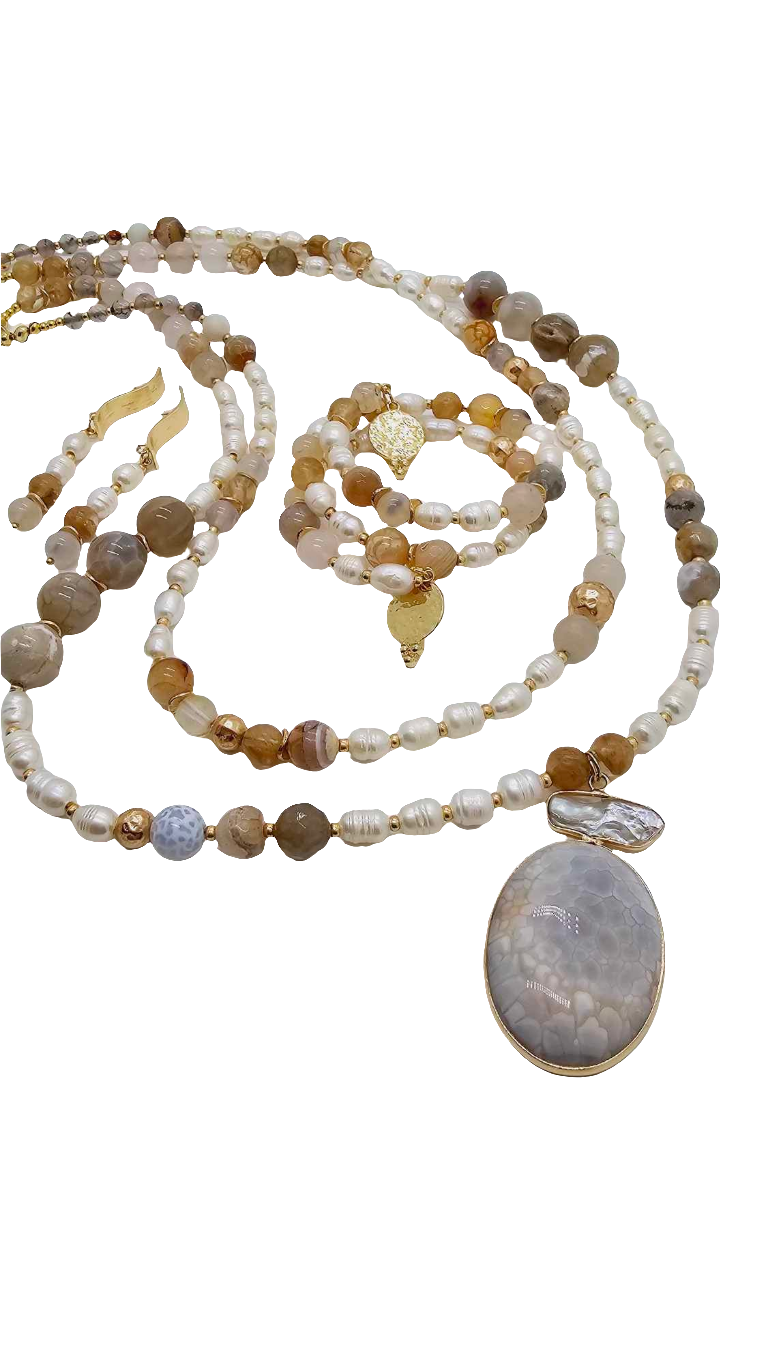 Coral jade and freshwater pearl necklace set! (1247 Influencer)