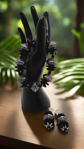 Silver and black Bracelet and earrings set (Ethnix 1311)