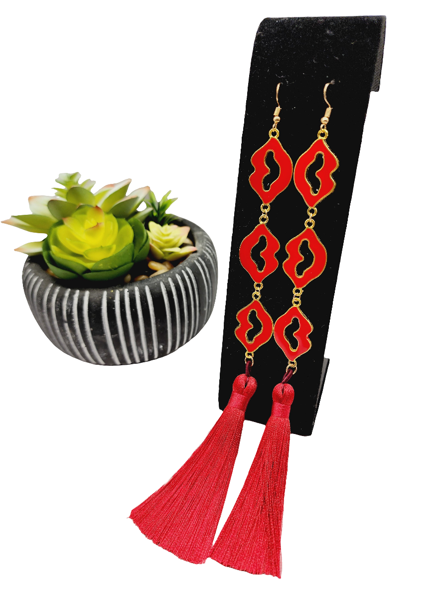 Red tassel earrings (BBW 1059)