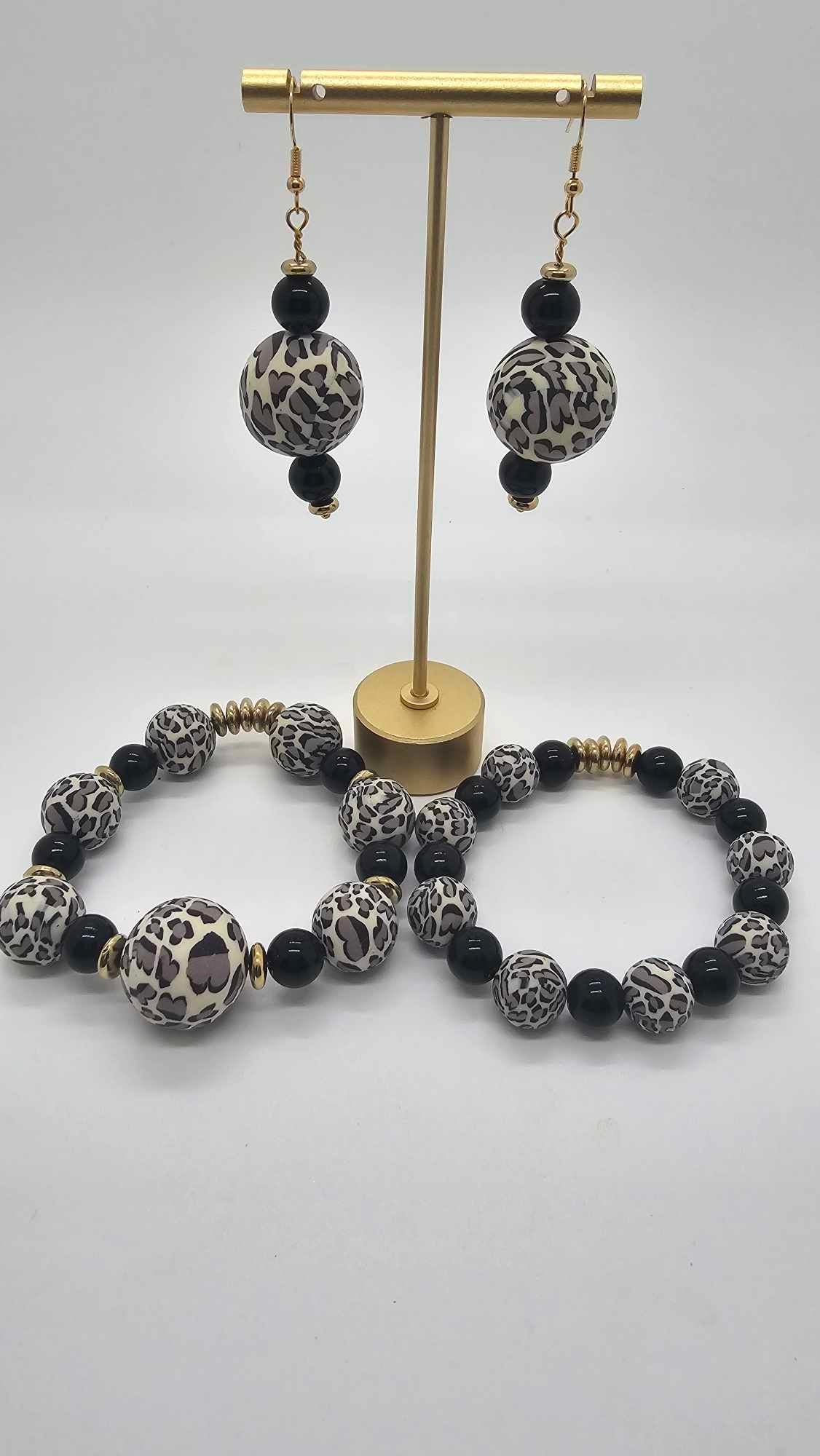 Leopard Clay Beads and Onyx Beads Bracelet and Earring set (Ethnix 1476)