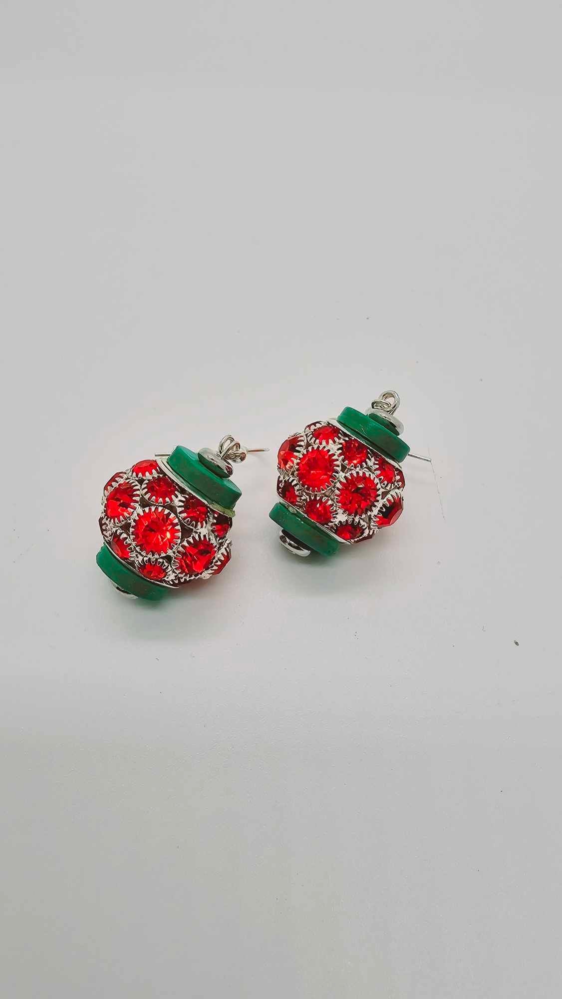 Red pave Earrings (Short 1458)