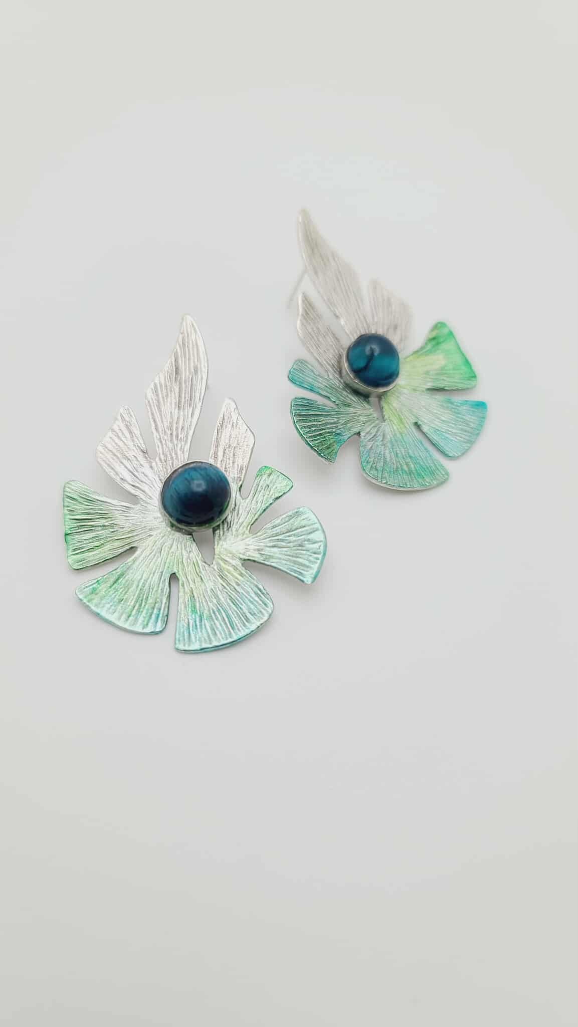 Verdant Flame Bloom Earrings (Short 1723)