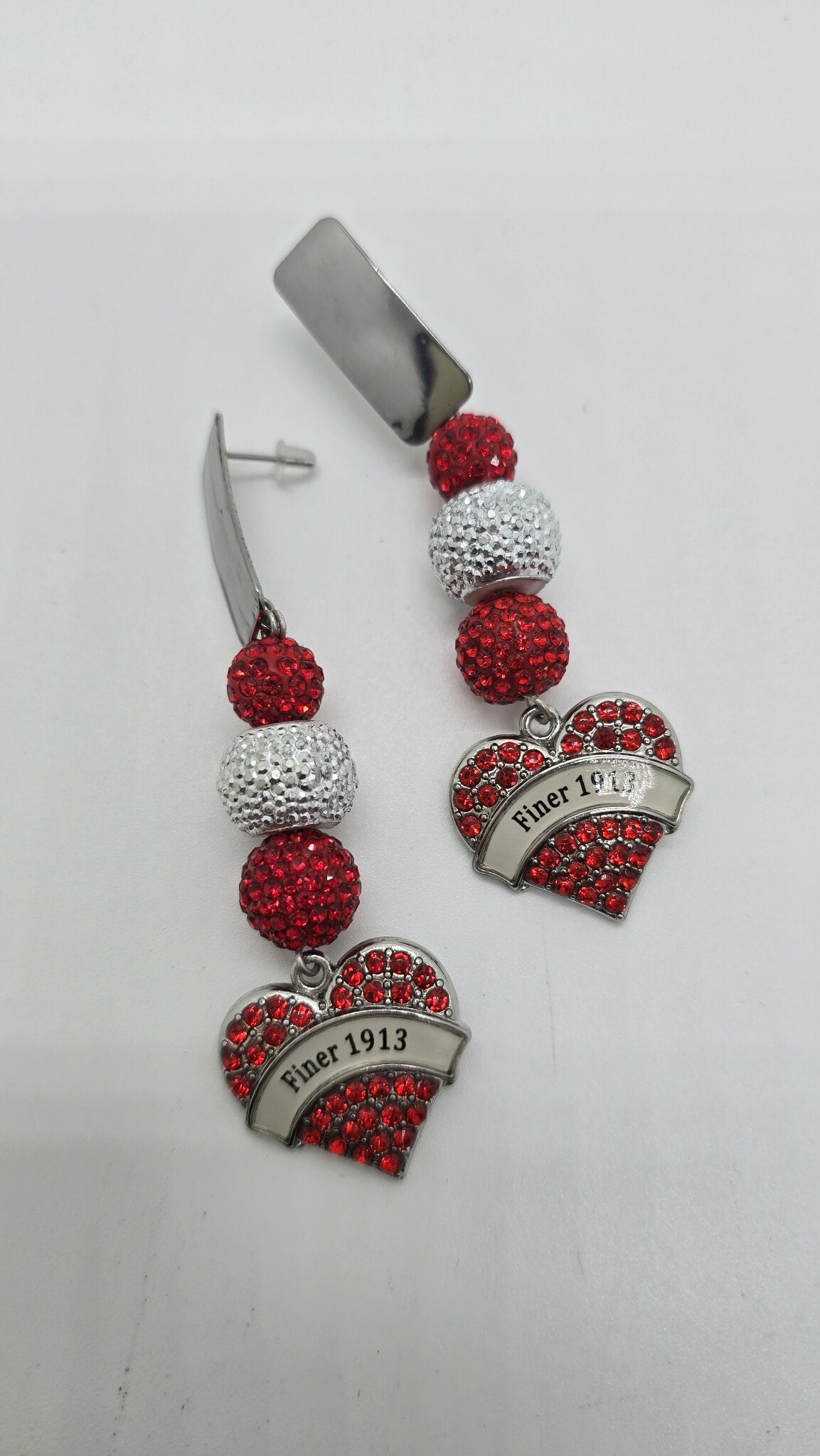 Crimson Legacy Heart Earrings (Short 1690)
