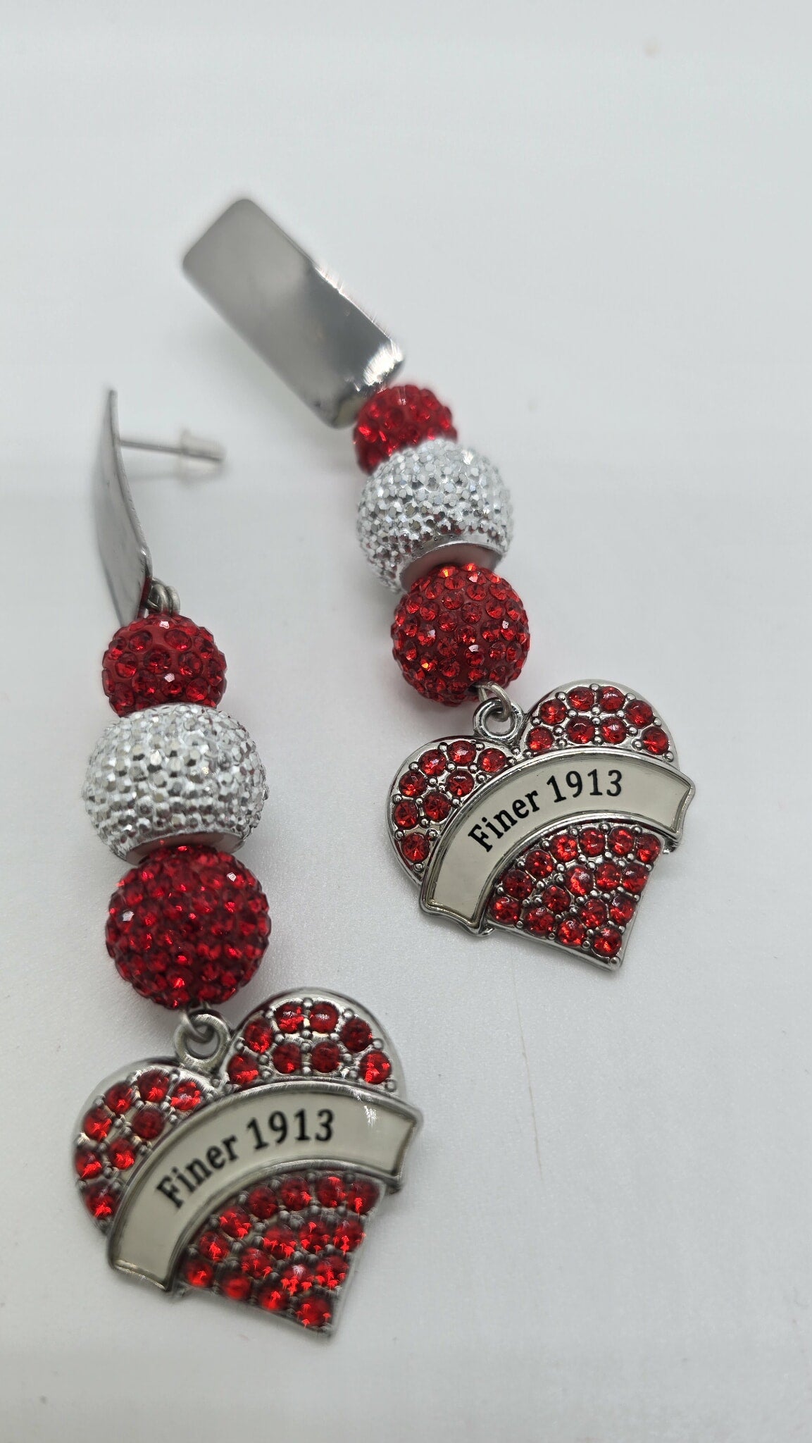 Crimson Legacy Heart Earrings (Short 1690)