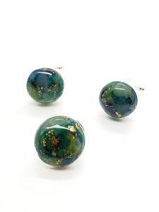 Length: 1 inches | Weight: 0.4 ounces  Designed just for you! The silver cufflinks and lapel set, cuff button  gold green swirl with gold flake polymer clay with resin overly Cabochon design. Metal is high polish finish and plating, stylish simple design, comfortable to wear, and  fits well. 